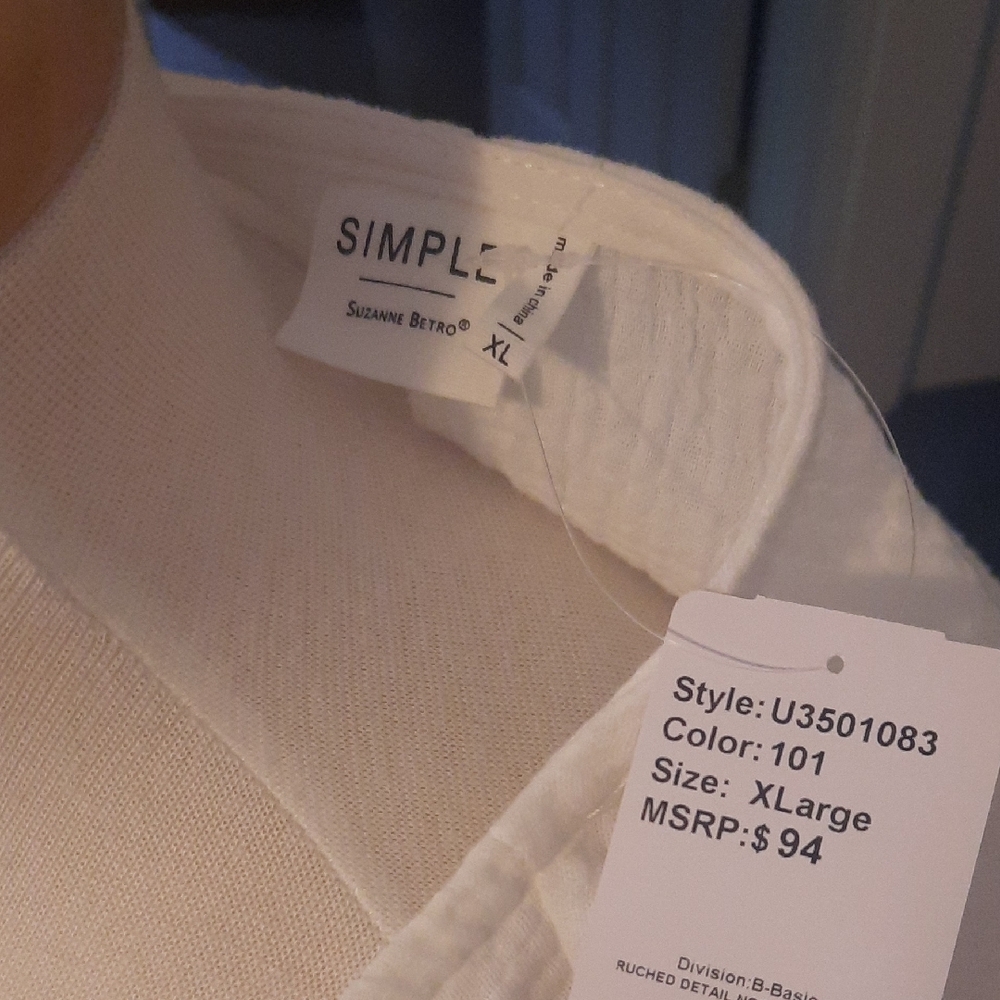 Simple Ivory Blouse with Drawstring Sleeves - Picture 2 of 6